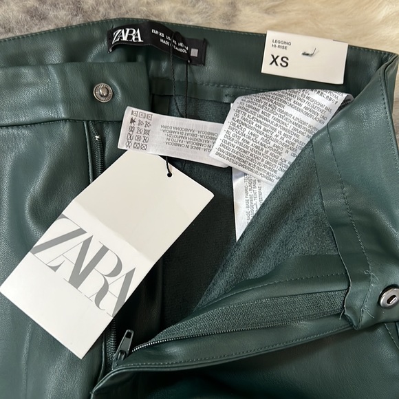 Zara Faux Leather Legging Green. - Picture 2 of 7